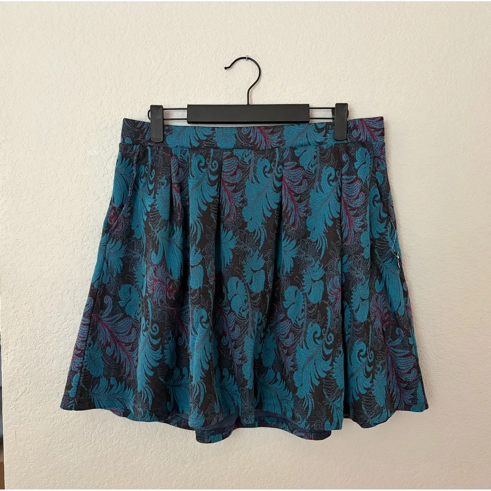 ModCloth Teal Feather‎ Jacquard Pleated A-Line Skirt with Pockets LARGE